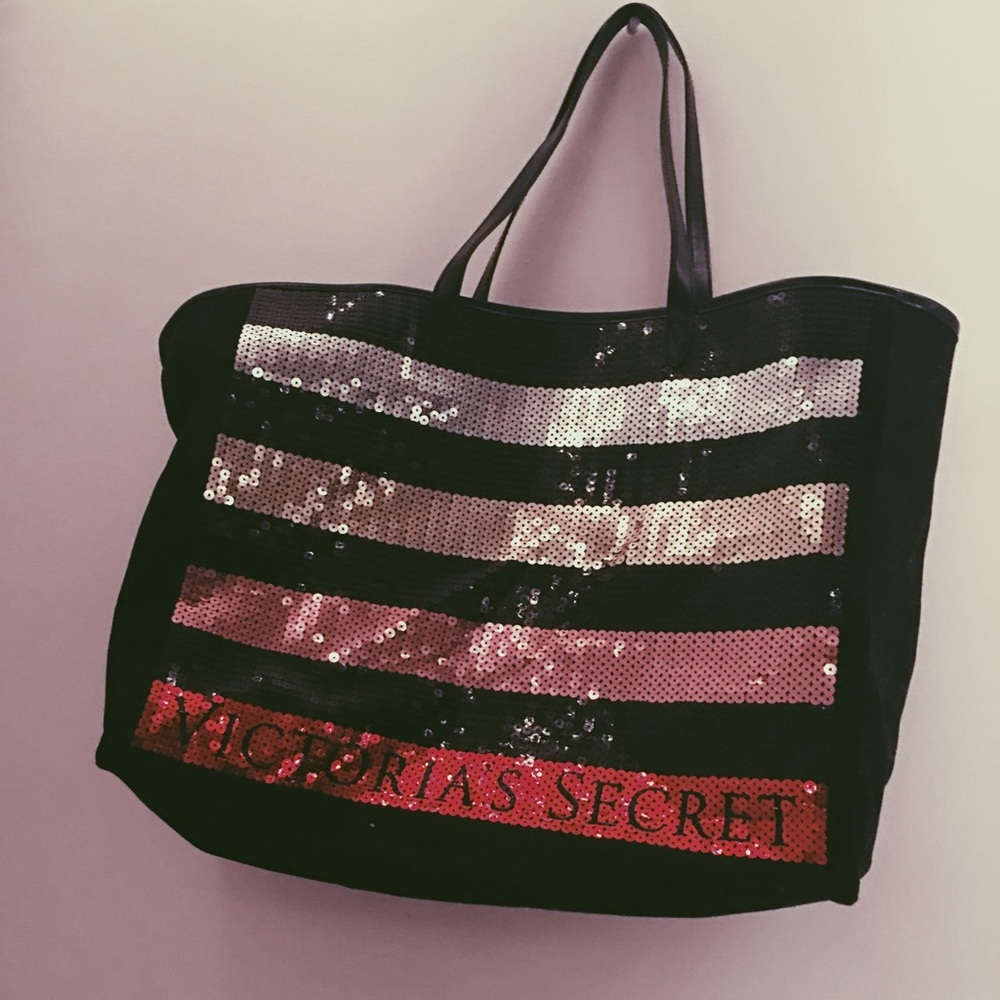 Victoria’s Secret tote